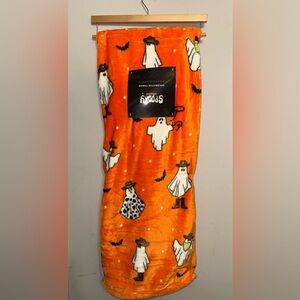 Halloween Cowboy Ghosts And Bats Orange Throw